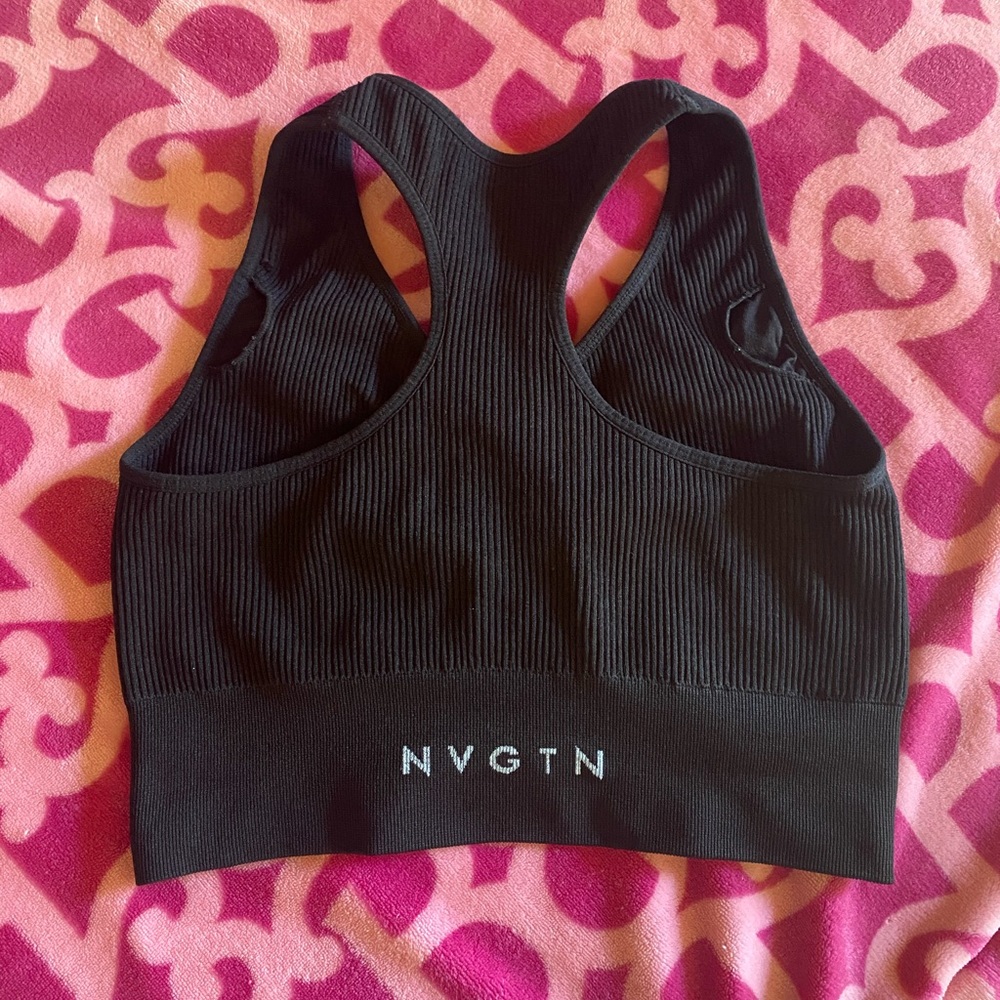 NVGTN sports bra size medium in like new condition